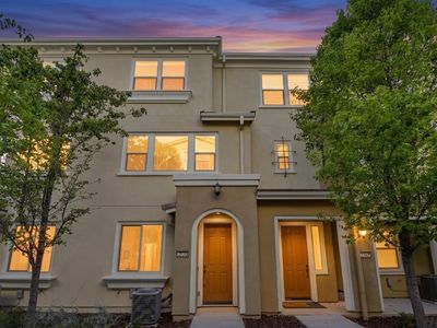 2730 Ferrara Cir