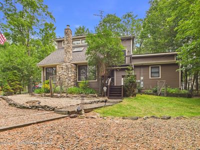 6014 Boardwalk Dr