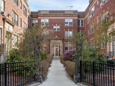 461 Washington St APT 1