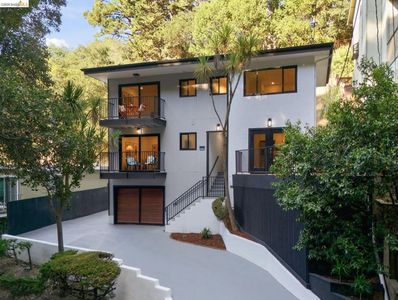 Property at 6334 Doran Dr, Oakland, CA