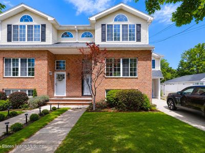 45 Sharrotts Rd
