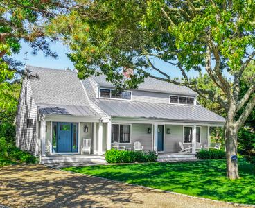 28 Deacon Vincent Way