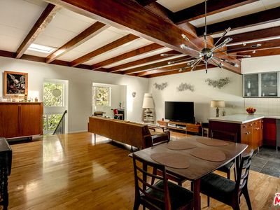 3262 Dos Palos Dr