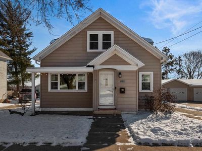 405 Rosendale Street