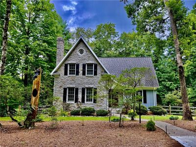 21 Maple Leaf Lane