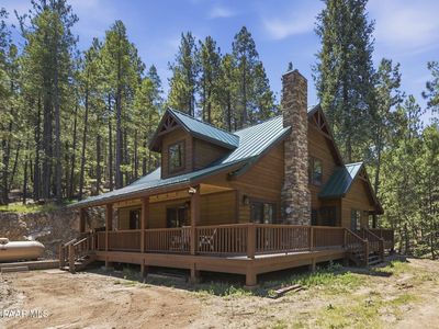 4470 E Accidental Ln