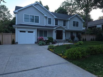 124 Glenlawn Avenue