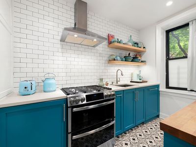 83-10 35th Ave APT 1W