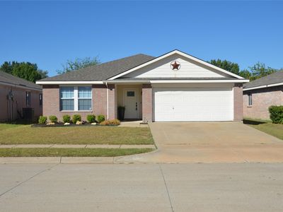 9353 Sundial Dr