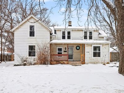 714 W 8th St