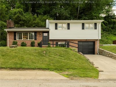 641 Gordon Dr
