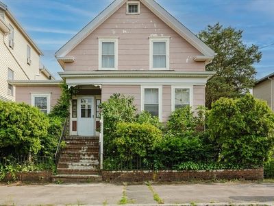 194 Coffin Ave