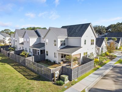 Property at 100 Risewell Ct, Johns Island, SC