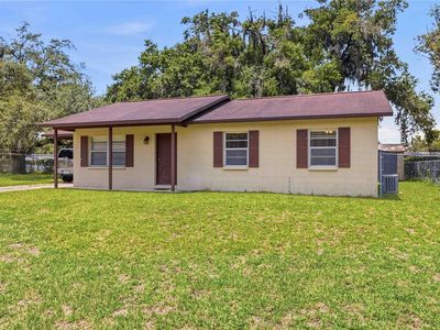 2113 Oakview Ln