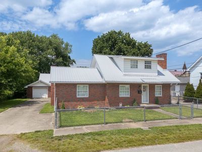 350 8th Ave