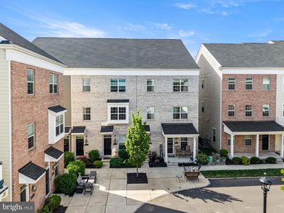 142 Fleet Ct