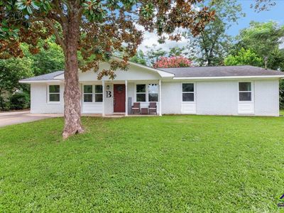 208 Mike St