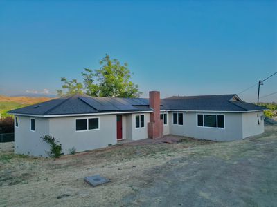 Property at 1112 N Harvard Avenue, Lindsay, CA