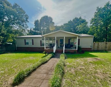 113 Red Berry Ct