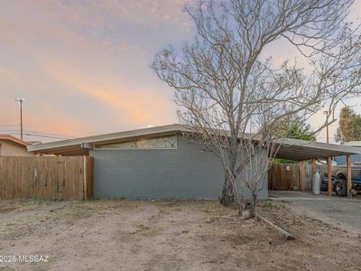 106 S Avenue A