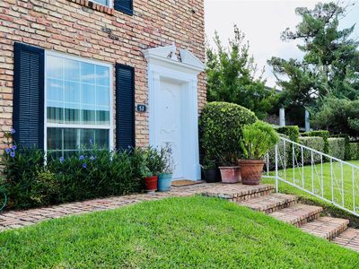 2201 Fountain View Dr APT 5J