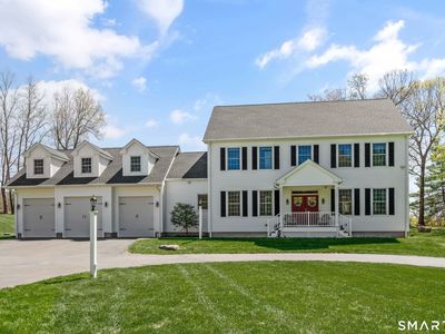 152 Old Farms Road