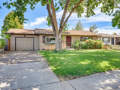 7872 Harlan Dr