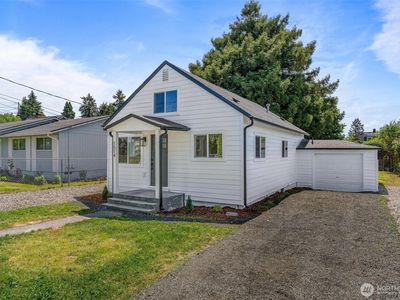 1514 S 39th Street S