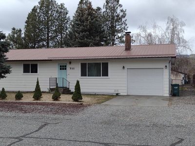 711 N Kenwood Street