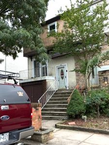86 Russek Dr