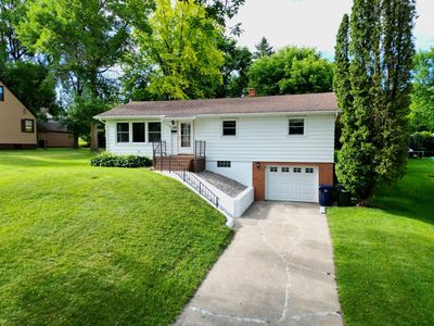 120 E Douglas Ave