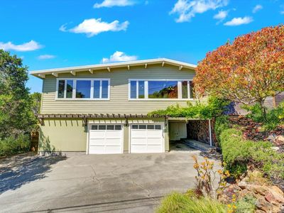 52 Dorian Way
