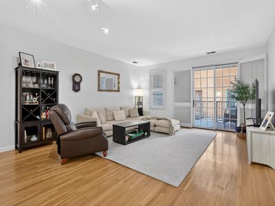 456 9th St APT 19