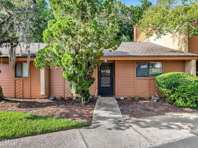 85 DEBARRY Avenue #1002