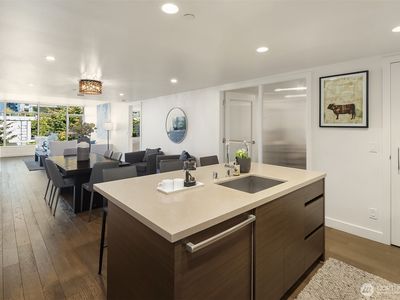 588 Bell Street #813S