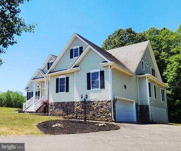 6315 Little Acres Ln