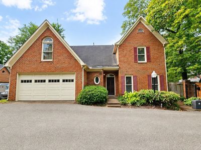 1501 Granville Ln