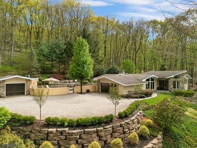 174 Bliss Rd
