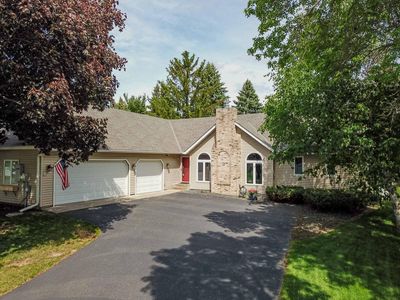 9343 Hillside Trl S