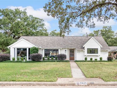 4934 Oak Forest Dr