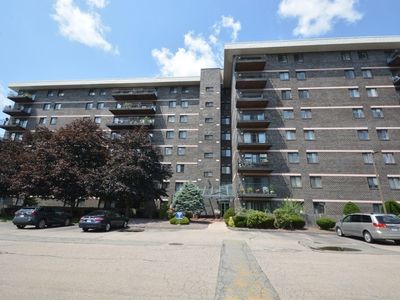 500 Washington St APT 506