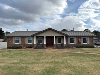 2209 Bower Dr