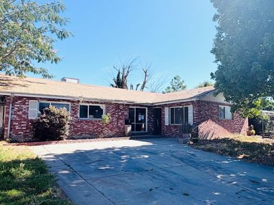 3728 Floral Dr