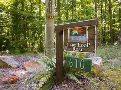 610 Lake Loop Rd