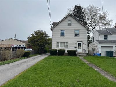 2662 Dewey Ave