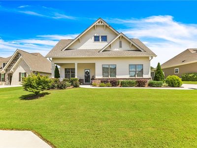 2504 Fountainview Ct