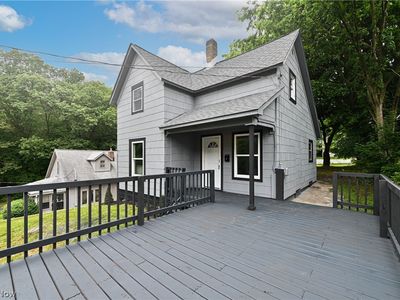 49 Penfield Ave