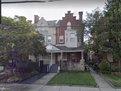 12 N 50th St