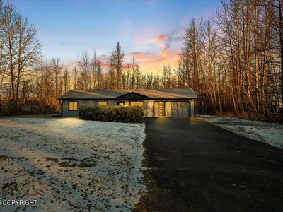 1165 W Winter Ave