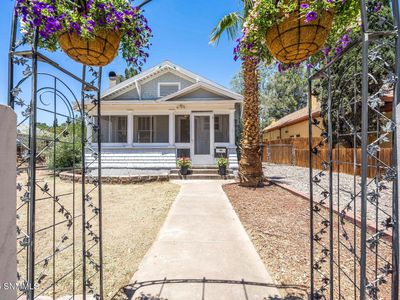 414 W Las Cruces Ave